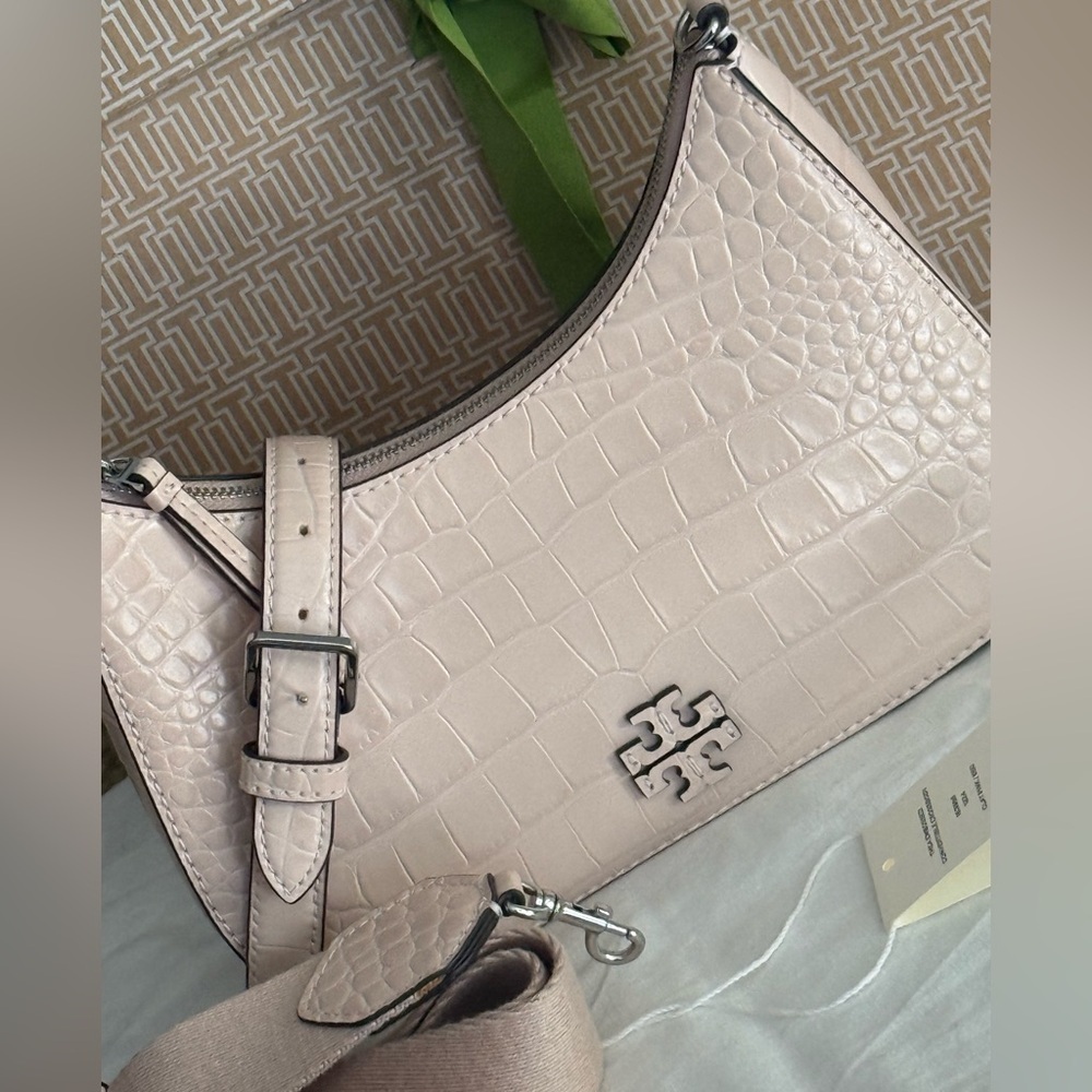 478$! Tory Burch - Thea Embossed Convertible Crossbody, Clay Pink - Picture 5 of 13